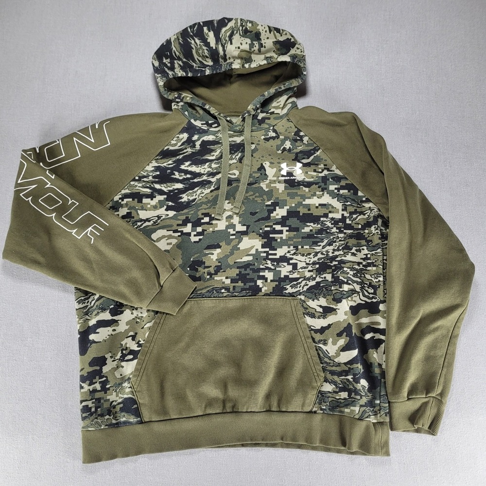 UNDER ARMOUR Rival Fleece Mens Size XL Camo Script Pullover Hoodie Olive Green